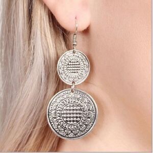 NWT Moroccan drop disc silver earrings